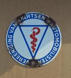 Emaille bordje, autogrille, gril embleem van de VVVA (arts)., Gebruikt, ., Ophalen of Verzenden, .