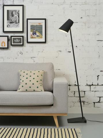 Its about romi- Cardiff- staande lamp beschikbaar voor biedingen