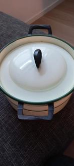 RETRO/VINTAGE EMAILLE KOOKPAN ECRU/GRN GOUDEN BIES 14H/DS 25, Ophalen of Verzenden