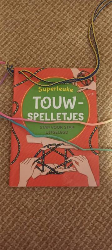 Handspelletjesboek beschikbaar voor biedingen