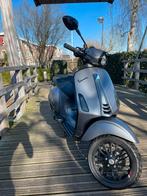 Vespa sprint iget 2022, Fietsen en Brommers, Ophalen, Maximaal 45 km/u, Vespa S, Zo goed als nieuw