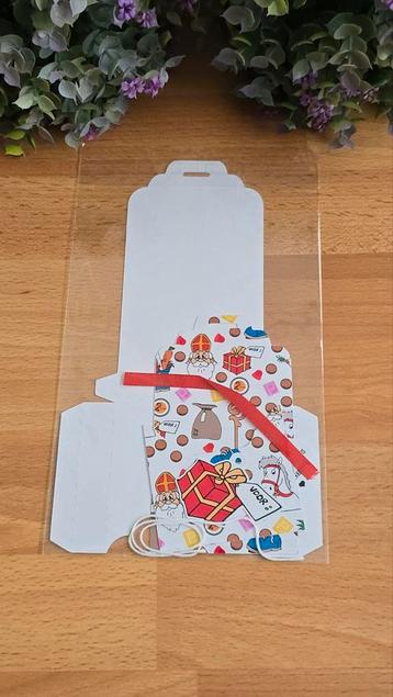 Zelfgemaakt DIY pakketje Sinterklaas doosje kadootje beschikbaar voor biedingen