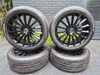 Nieuwe Mercedes 20 inch Velgen met 255/45/20hankook banden, Gebruikt, Banden en Velgen, Ophalen of Verzenden, 235 mm