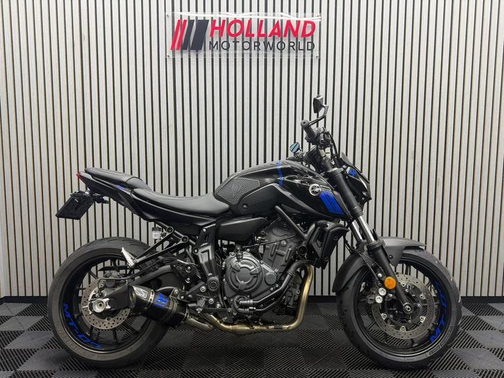 Yamaha MT-07 2024 Zwart blauw + logo led! MT 07 Akrapovic, Motoren, Motoren | Yamaha, Bedrijf, Naked bike, 12 t/m 35 kW, Ophalen