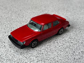 Saab 900 turbo van Burago 1:43 beschikbaar voor biedingen