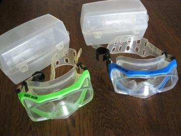 snorkelset en badschoenen / zo goed als nieuw beschikbaar voor biedingen