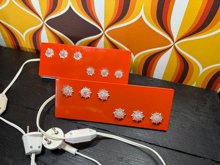 2 identieke vintage bedlampjes - leeslamp - oranje, Verzamelen, Retro, Huis en Inrichting, Ophalen of Verzenden