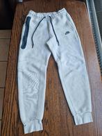 Nike tech fleece broek heren maat s, Nike, Ophalen of Verzenden, Zo goed als nieuw, Grijs