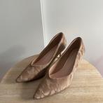 Hakken Maat 39, Verzenden, Zo goed als nieuw, Beige, Pumps