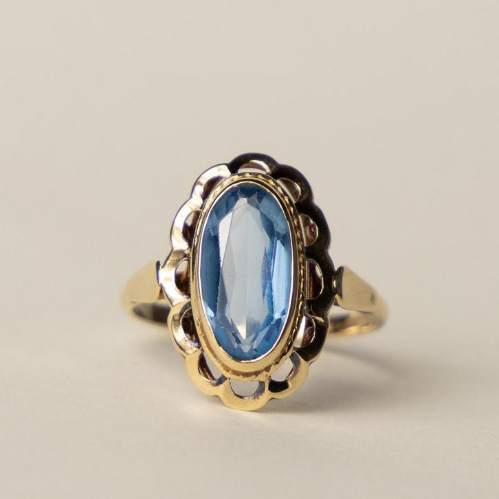 Vintage 14 karaat gouden spinel ring, Sieraden, Tassen en Uiterlijk, Ringen, Zo goed als nieuw, Dame, 17 tot 18, Goud, Goud, Met edelsteen