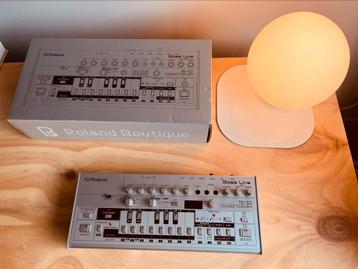 Roland tb-03 Bass line 303 synth beschikbaar voor biedingen