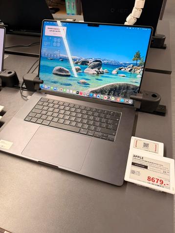 MacBook Pro 16” M3 Max 128GB RAM 8TB SSD beschikbaar voor biedingen