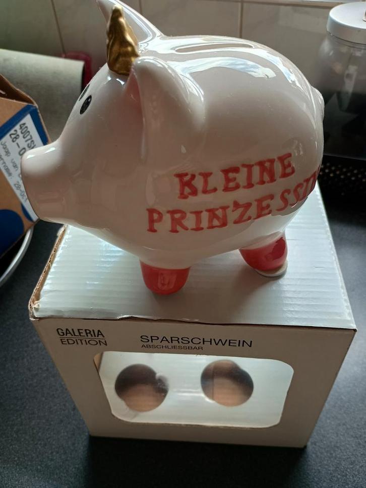 Spaarvarken Kleine Prinzessin - Nieuw in doos!, Antiek en Kunst, Antiek | Keukenbenodigdheden, Ophalen of Verzenden