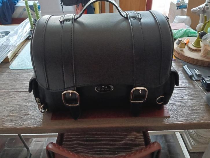 Saddlemen Drifter Express topkoffer, Motoren, Accessoires | Koffers en Tassen, Zo goed als nieuw, Ophalen of Verzenden