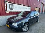 Volkswagen Golf 1.6-16V // Airco // 5-Deurs, Voorwielaandrijving, Stof, Zwart, 4 cilinders