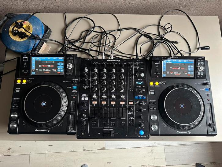 2x XDJ 1000 mk2 & DJM 750 mk2 + Decksaver en orginele doos, Muziek en Instrumenten, Dj-sets en Draaitafels, Zo goed als nieuw