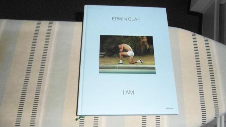ERWIN OLAF - I AM - GESIGNEERD - nieuw fotoboek, Boeken, Kunst en Cultuur | Fotografie en Design, Nieuw, Fotografen, Ophalen of Verzenden