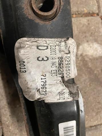BMW E93 e90 Achterbumper Staal beschikbaar voor biedingen