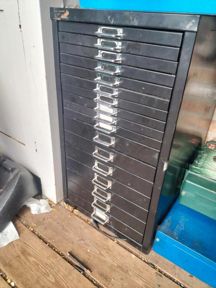 Metalen ladekast met veel lades, Huis en Inrichting, Kasten | Roldeurkasten en Archiefkasten, Ophalen of Verzenden