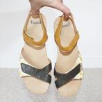 Mooie Leren Think! Sandalen - s23 (Maat 41) € 65,-, Kleding | Dames, Schoenen, Overige kleuren, Think!, Zo goed als nieuw, Sandalen of Muiltjes