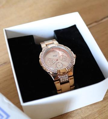 Regal dameshorloge rosekleurig met steentjes beschikbaar voor biedingen