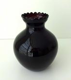 Glazen vaas zwart donkerpaars opaline met ronde vorm 3221-g, Ophalen of Verzenden