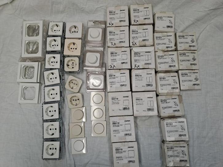 Merten schakelmateriaal, M-smart, Atelier, RF-connect, Doe-het-zelf en Verbouw, Elektra en Kabels, Zo goed als nieuw, Overige typen