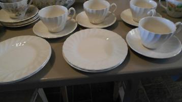 pracht Myott Meakin 4 kop en schotel wit engels servies beschikbaar voor biedingen