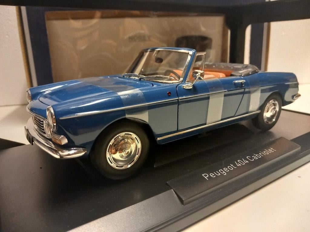 Peugeot 404 convertible blauw NOREV metal 1:18 KRD, Ophalen of Verzenden, Zo goed als nieuw, Auto, Norev
