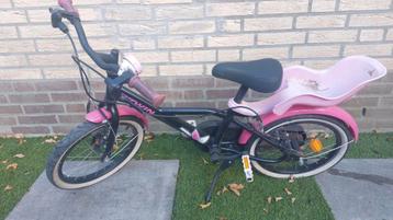Kinderfiets zwart roze beschikbaar voor biedingen