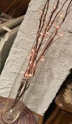 Hoge smalle vaas taps met takken en verlichting, kerst sfeer, Ophalen of Verzenden, Zo goed als nieuw, Binnen