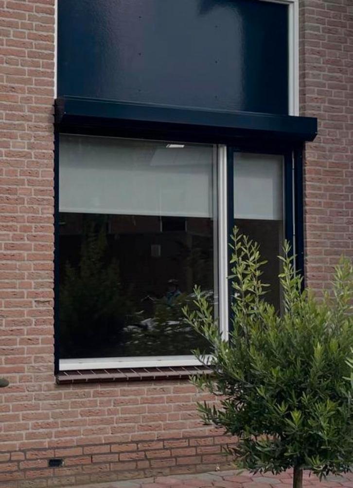 Elektrisch rolluik - Zo goed als nieuw!, Doe-het-zelf en Verbouw, Rolluiken, Zo goed als nieuw, 150 tot 200 cm, 200 cm of meer