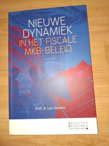 Nieuw boek Leo Stevens
Nieuwe dynamiek mkb beleid
Uitgever W beschikbaar voor biedingen