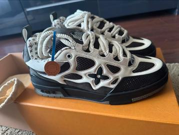Louis vuitton skate sneakers beschikbaar voor biedingen