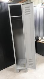 Vintage Locker/ kleding kasten, Ophalen, Gebruikt, Metaal