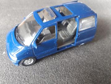 Nissan Serena donkerblauw - AHC models 1:43 beschikbaar voor biedingen