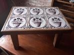 Antiek tafeltje met oude mangaan tegels  €25, Antiek en Kunst, Ophalen