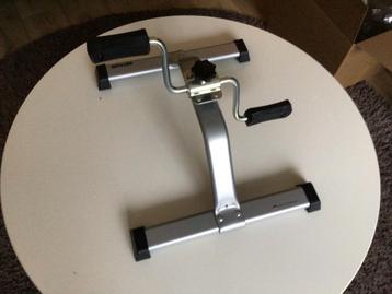 Fiets trainer beschikbaar voor biedingen