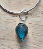 Druppelhanger Labradoriet met zilveren oogje, Sieraden, Tassen en Uiterlijk, Kettinghangers, Blauw, Nieuw, Ophalen of Verzenden