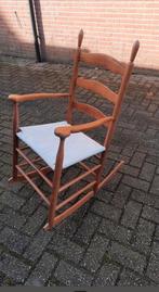 Unieke Schommelstoel Merkelbach, kersenhout .katoen zitting, Ophalen