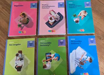 6 Studieboeken MBO Niveau 3. Verzorgende IG beschikbaar voor biedingen