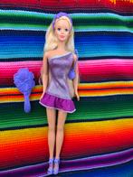 Vintage Barbie Pop met Paarse Jurk en accessoires, Ophalen of Verzenden, Gebruikt, Barbie