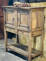 * Antiek kast uniek item, zeldzaam massief boeren eiken *, Huis en Inrichting, Ophalen