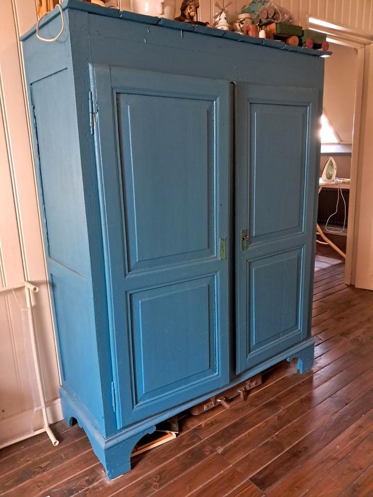 Blauwe vintage kast met deuren, Huis en Inrichting, Kasten | Kledingkasten, Gebruikt, 50 tot 100 cm, 25 tot 50 cm, Ophalen of Verzenden