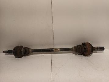 Aandrijfas rechts achter Volkswagen Touareg beschikbaar voor biedingen