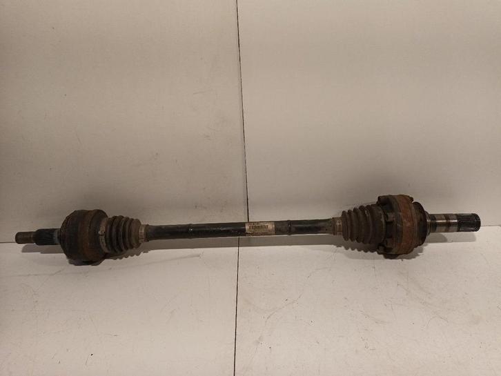 Aandrijfas rechts achter Volkswagen Touareg, Auto-onderdelen, Transmissie en Toebehoren, Volkswagen, Gebruikt, Herkomst onderdeel bekend