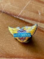Harley Davidson Pin - Gouden Vleugels, Verzamelen, Speldjes, Pins en Buttons, Ophalen of Verzenden, Gebruikt, Merk, Speldje of Pin