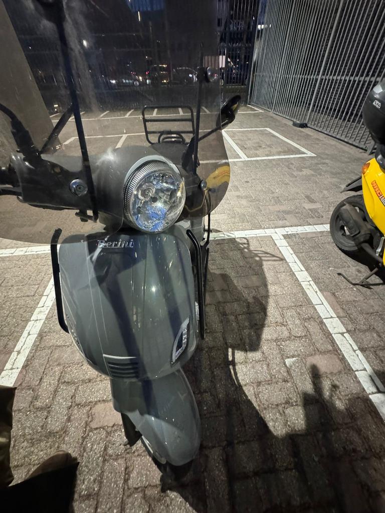 Berini Napoli Nardo Grey 50cc - Weinig gebruikt lees adv, Ophalen, Gebruikt, Overige typen, Overige merken