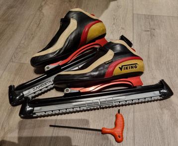 Viking klapschaatsen beschikbaar voor biedingen