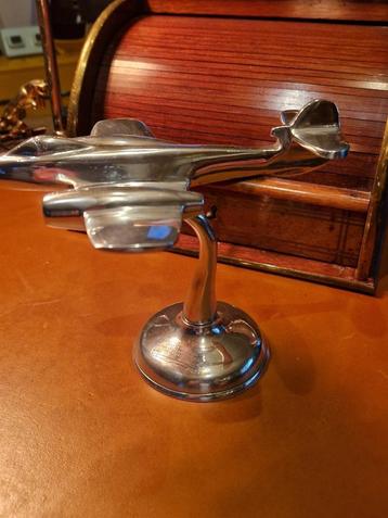 Vintage gegoten aluminium vliegtuigmodel beschikbaar voor biedingen